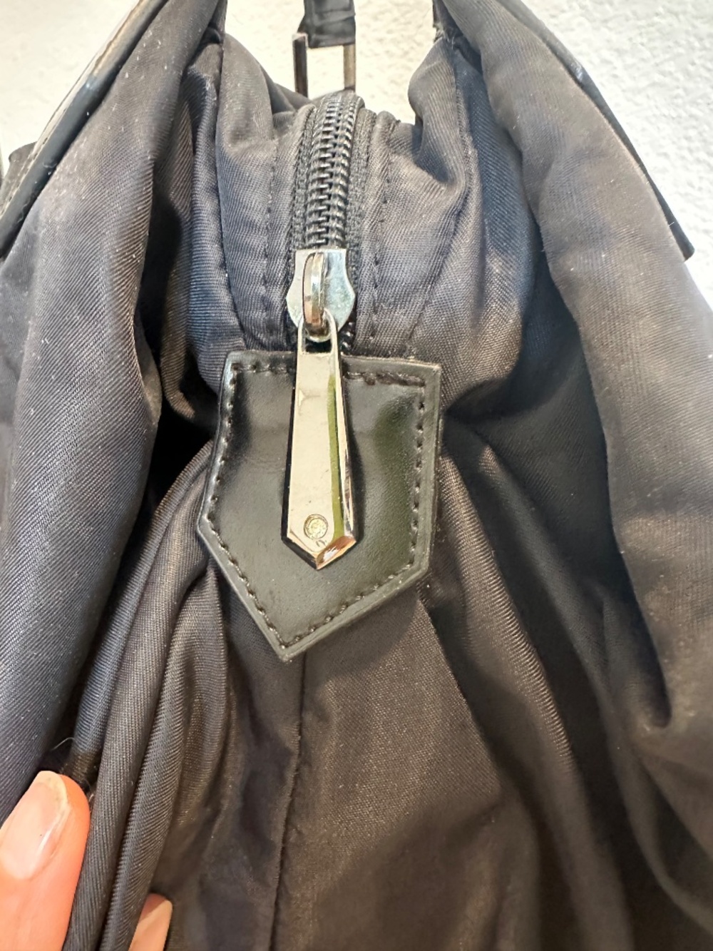 Vintage Thierry Mugler Hobo Bag With signature star closure - Picture 8 of 12